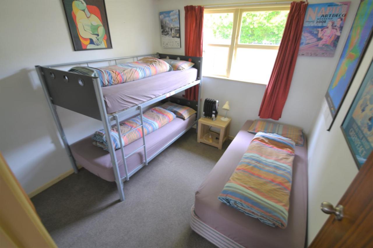 نزل روتوروافي Funky Green Voyager Backpackers المظهر الخارجي الصورة